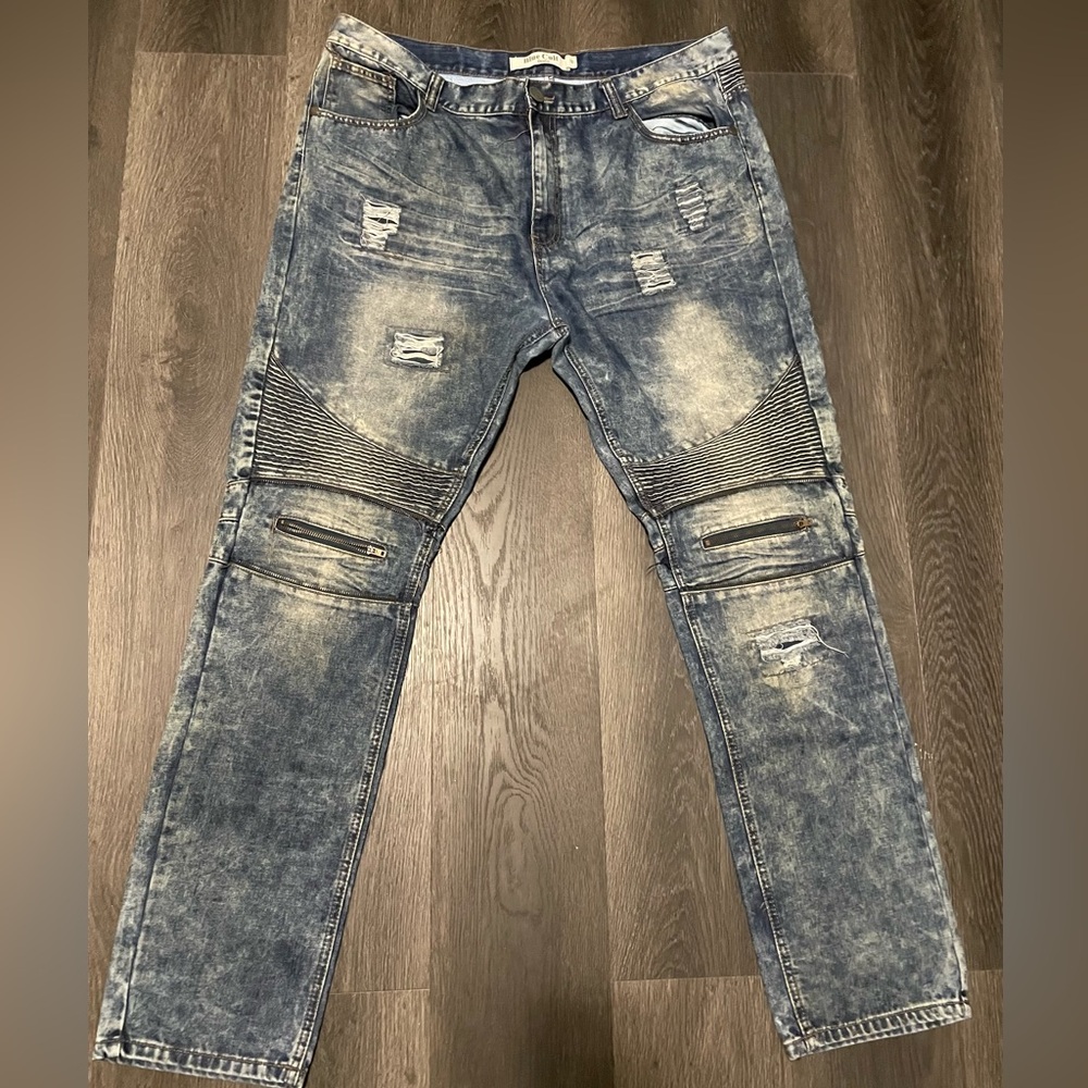 Stylish Blue Distressed Men's Jeans